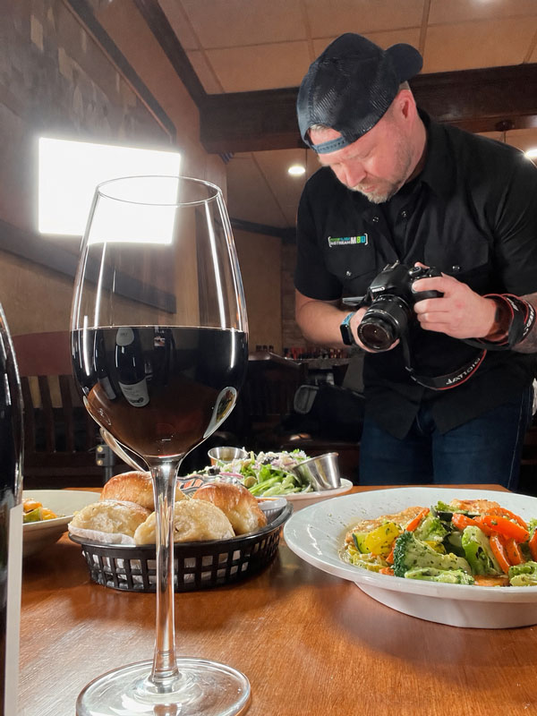 behind-the-scenes-restaurant-social-media-marketing-IMG_6937_cleant